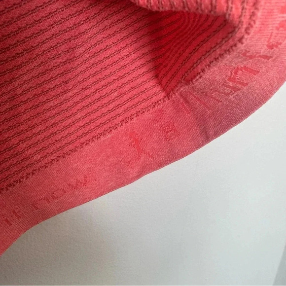 Lululemon Swiftly Tech Racerback 8 - Picture 5 of 6